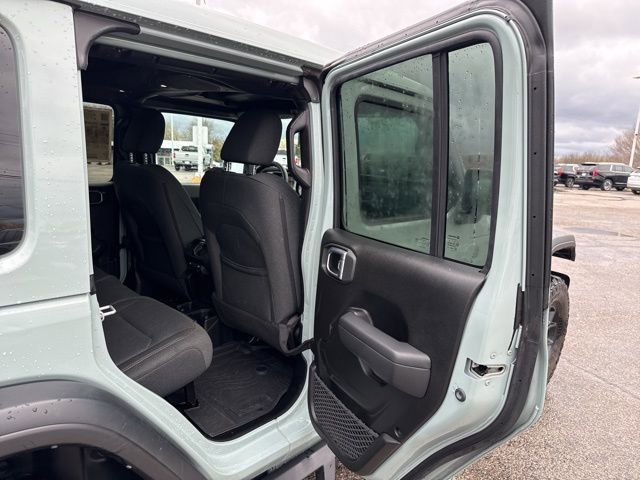 Used 2024 Jeep Wrangler Willys image 15