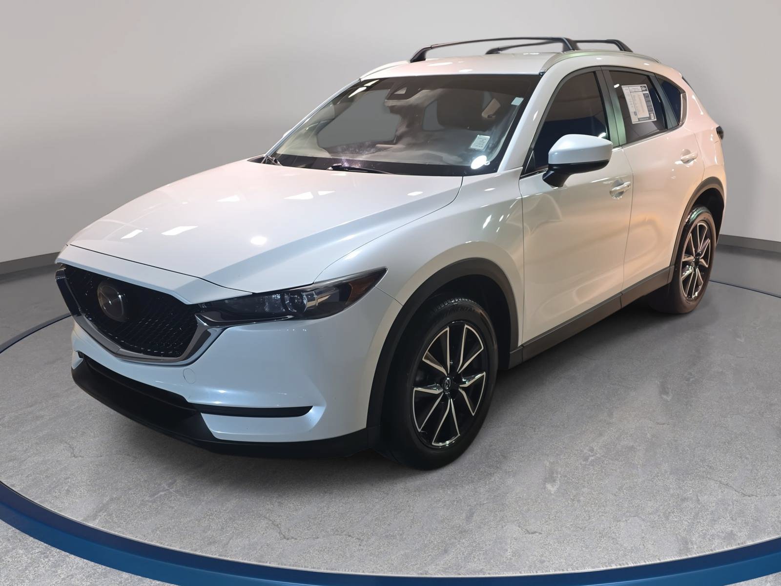 Used 2018 MAZDA CX-5 Touring FWD image 1