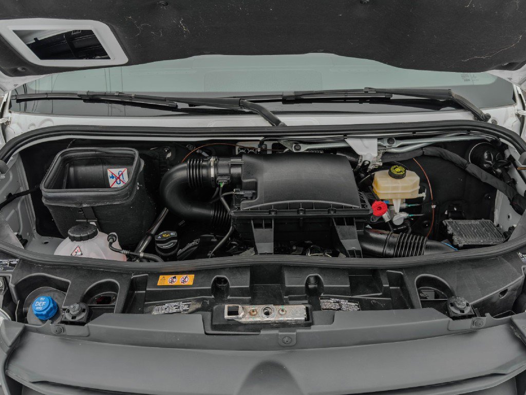 Used 2021 Mercedes-Benz Sprinter 2500 w/ Driver Convenience Package image 39