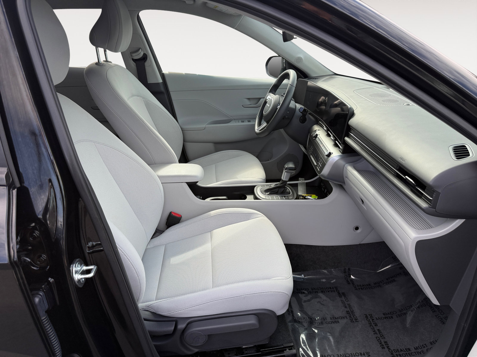 Certified 2025 Hyundai Kona SEL FWD image 19