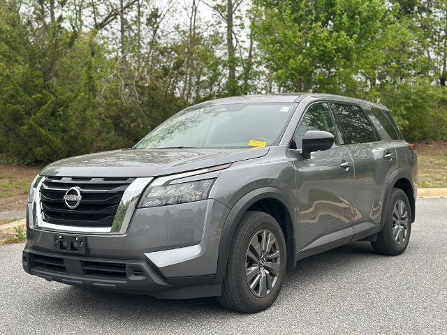 Certified 2024 Nissan Pathfinder S AWD/4WD image 1