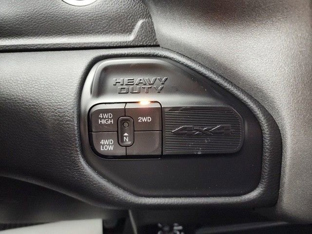 New 2024 RAM 3500 Tradesman image 32