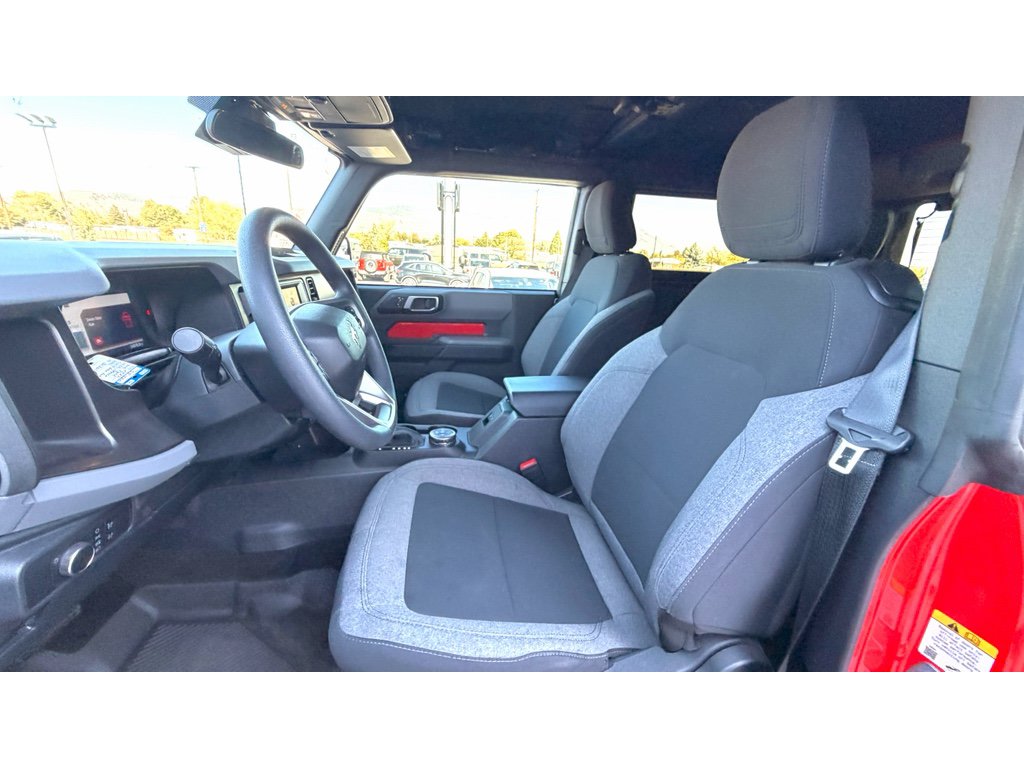 Used 2022 Ford Bronco 2-Door AWD/4WD image 16