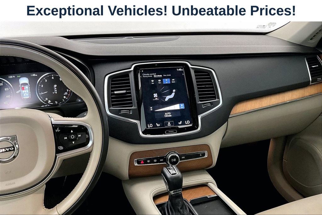 Used 2021 Volvo XC90 T6 Momentum AWD/4WD image 7