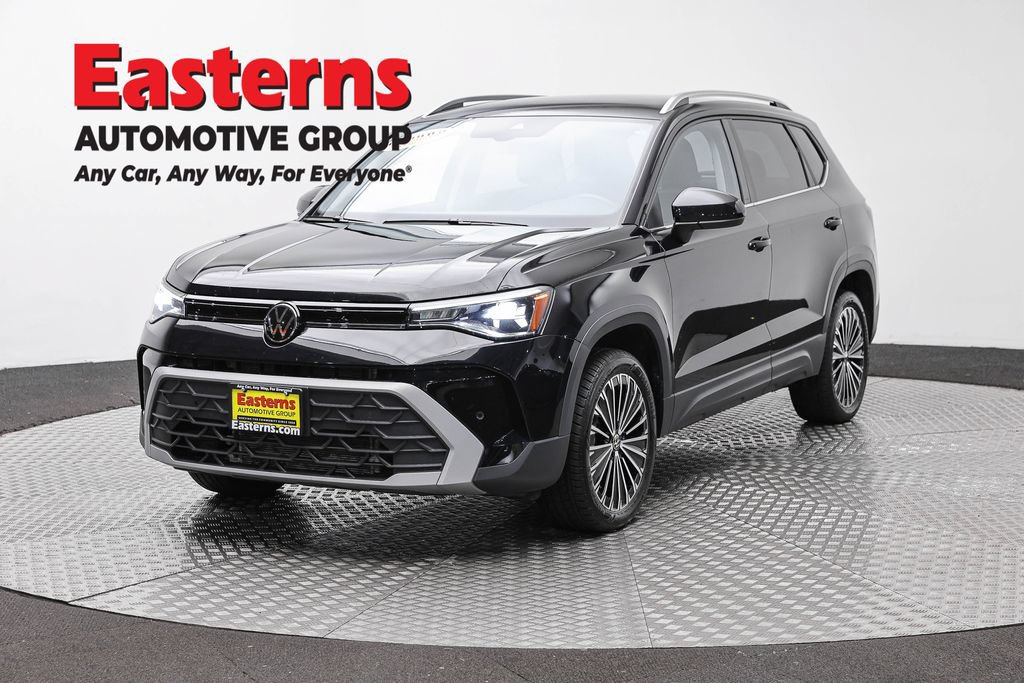 Used 2025 Volkswagen Taos SE