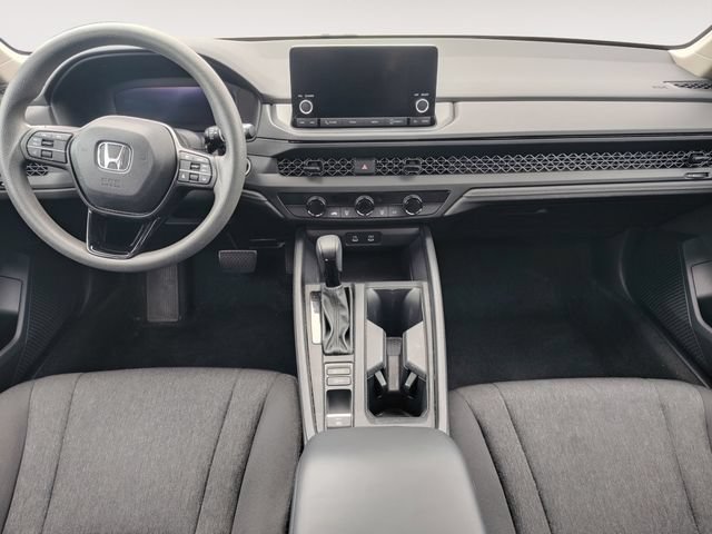 Used 2023 Honda Accord LX image 10
