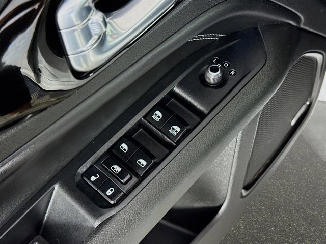 Used 2023 Jeep Compass High Altitude image 21