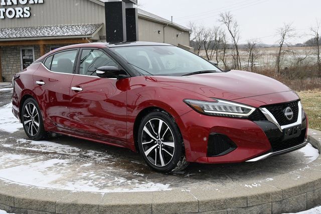 Used 2023 Nissan Maxima SL image 3
