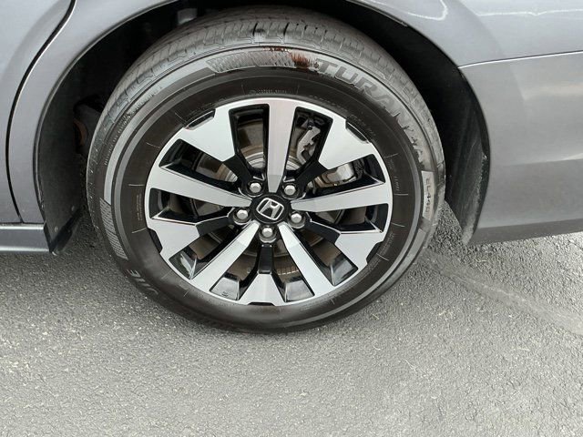 Used 2025 Honda Odyssey EX-L image 10