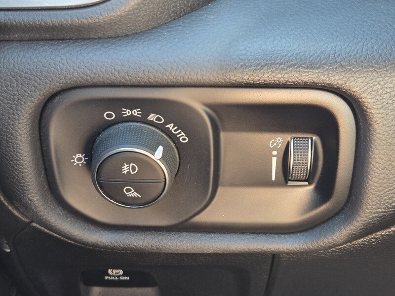 Certified 2024 RAM 1500 Big Horn AWD/4WD image 29