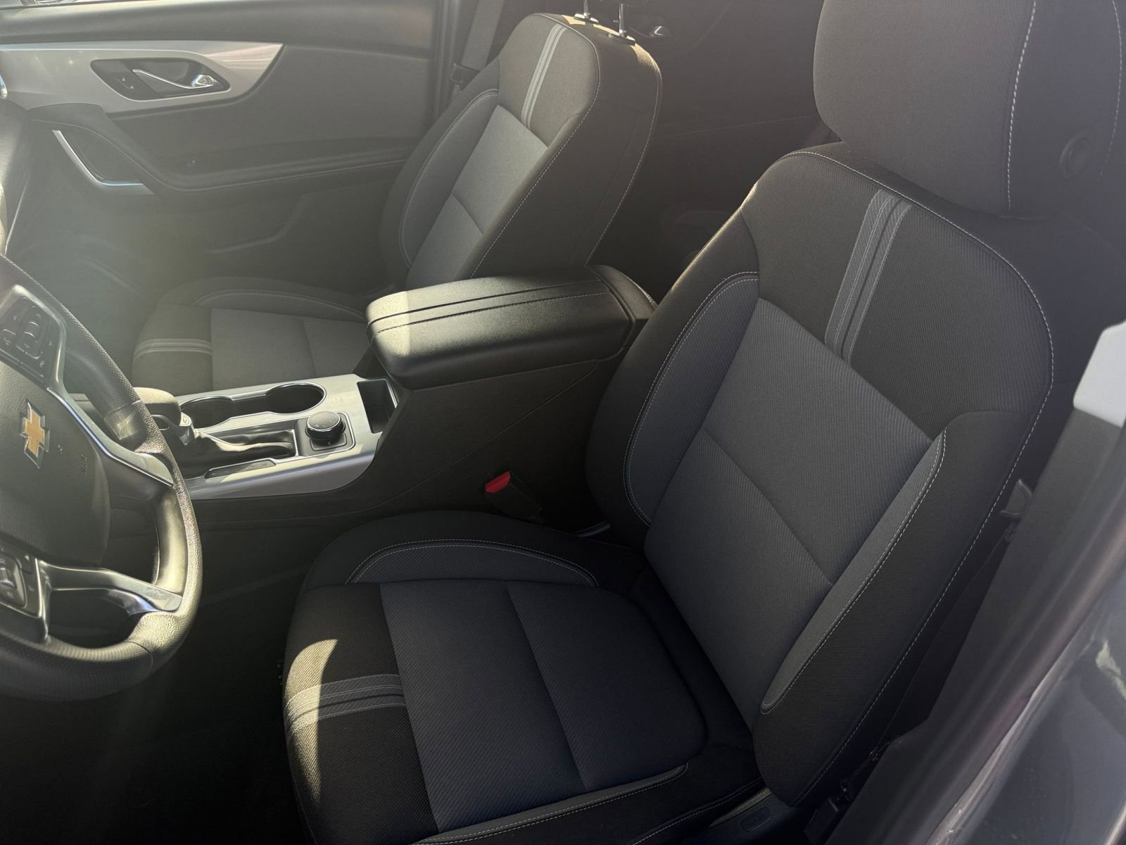 Used 2025 Chevrolet Blazer LT image 37