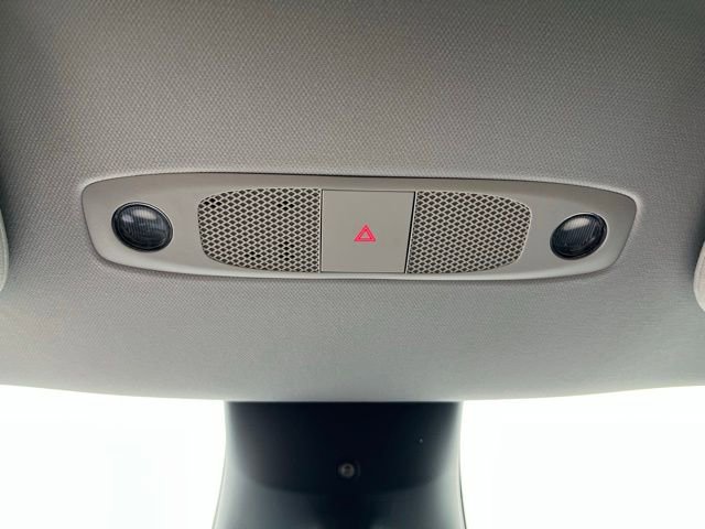 Used 2023 Tesla Model Y AWD image 21