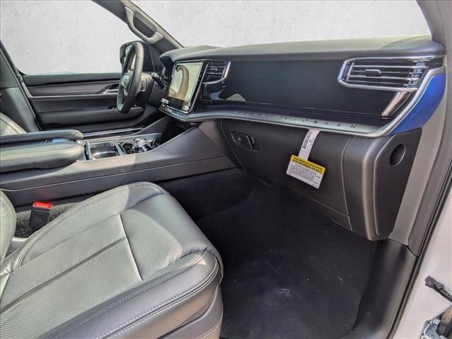 New 2026 Jeep Grand Wagoneer Summit image 17