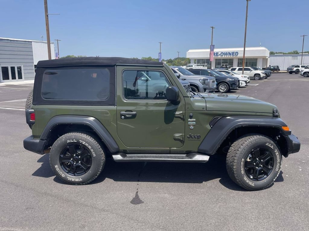 Used 2022 Jeep Wrangler Sport AWD/4WD image 2