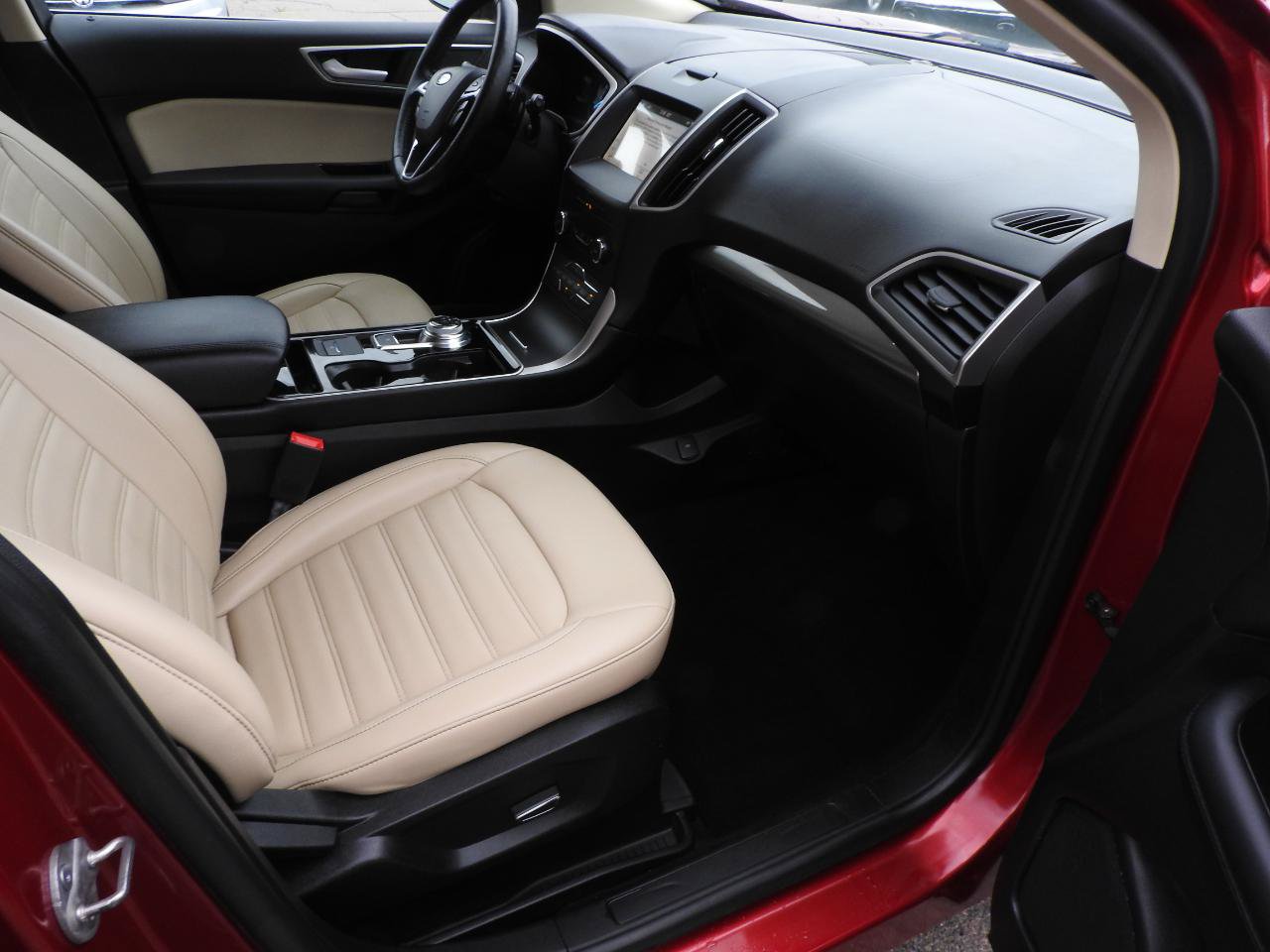 Used 2019 Ford Edge SEL w/ Equipment Group 201A AWD/4WD image 8