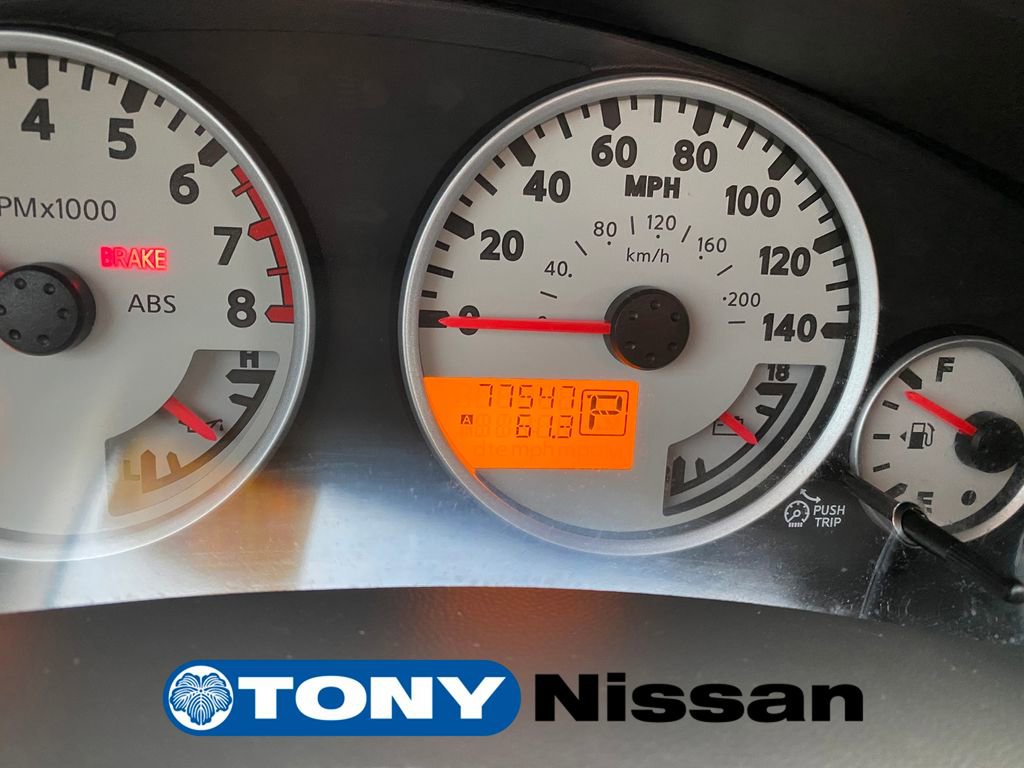Used 2011 Nissan Frontier PRO-4X AWD/4WD image 33