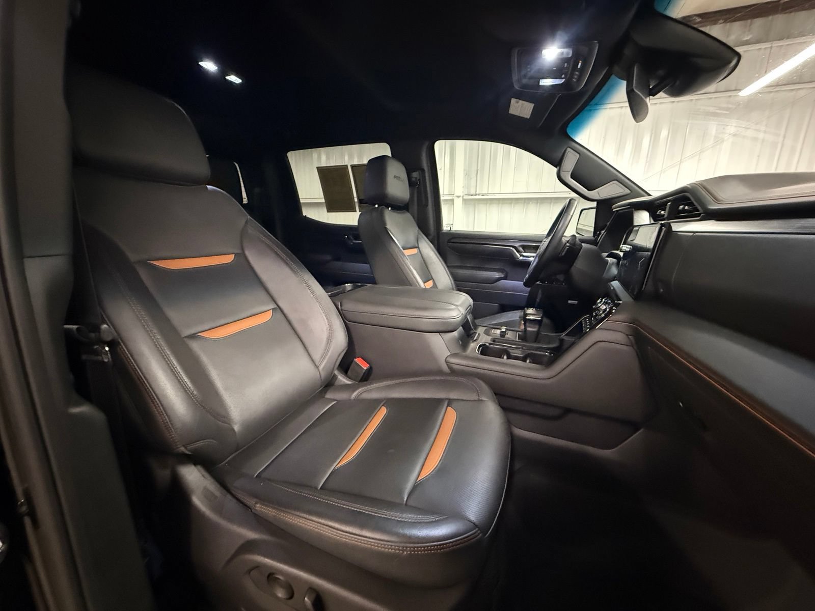 Used 2024 GMC Sierra 1500 AT4 w/ AT4 Preferred Package AWD/4WD image 27