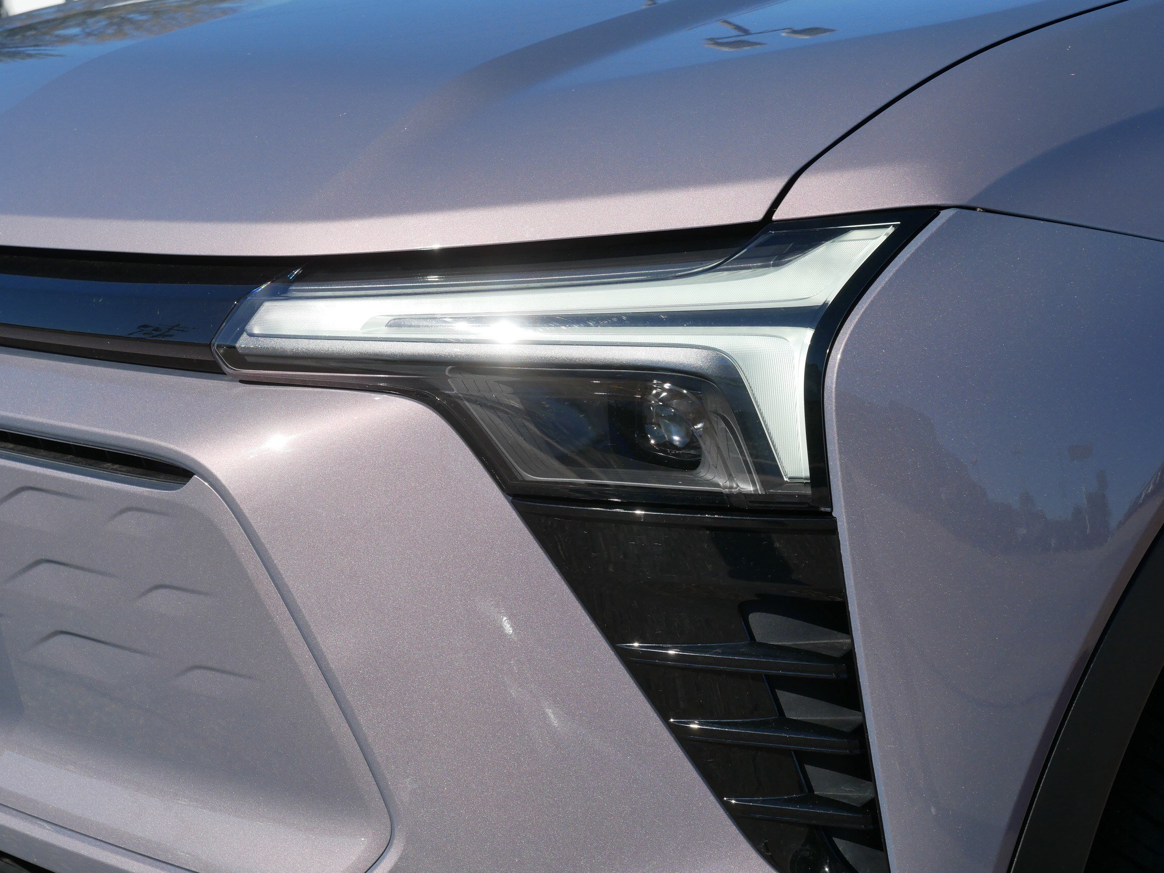 Used 2024 Chevrolet Blazer EV LT AWD/4WD image 16