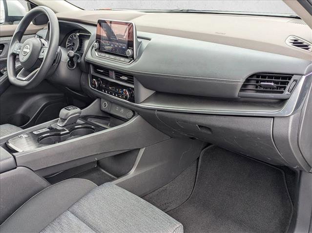 Used 2023 Nissan Rogue SV image 20