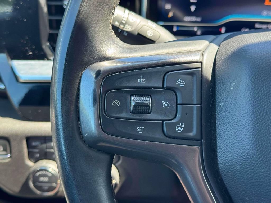 Used 2025 Chevrolet Silverado 3500 High Country AWD/4WD image 24