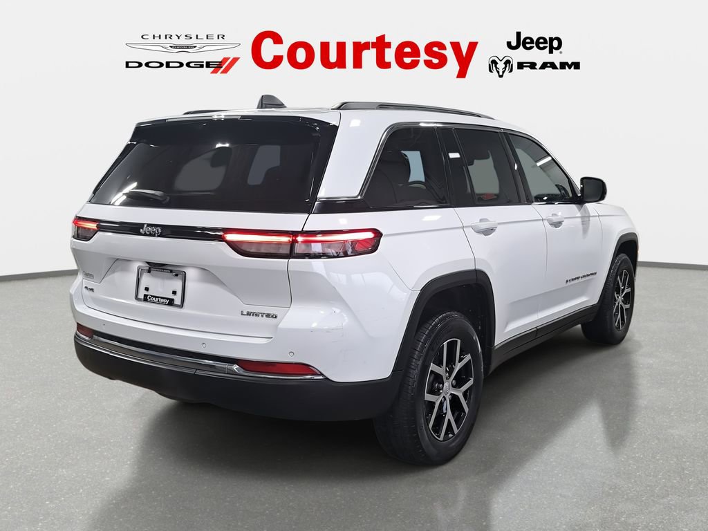 Certified 2024 Jeep Grand Cherokee Limited w/ Luxury Tech Group II image 5