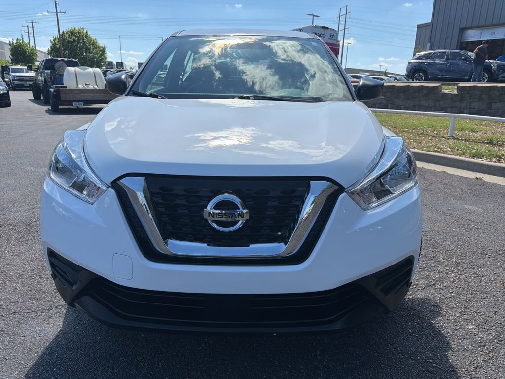 Used 2020 Nissan Kicks S image 8