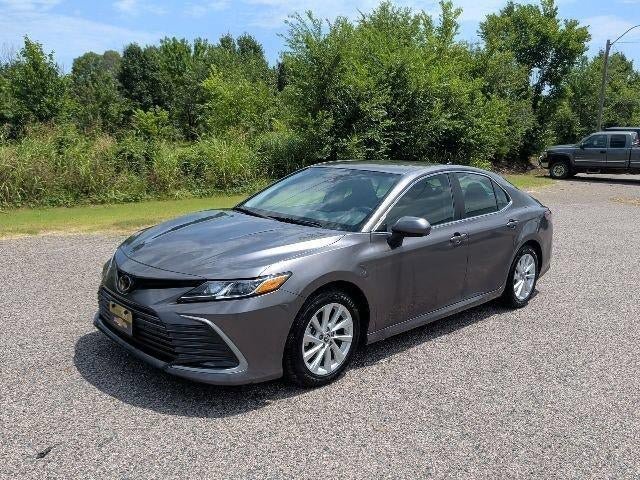 Used 2023 Toyota Camry LE FWD image 1