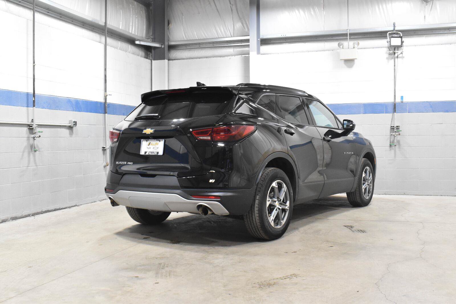 Used 2024 Chevrolet Blazer LT w/ Convenience Package AWD/4WD image 26