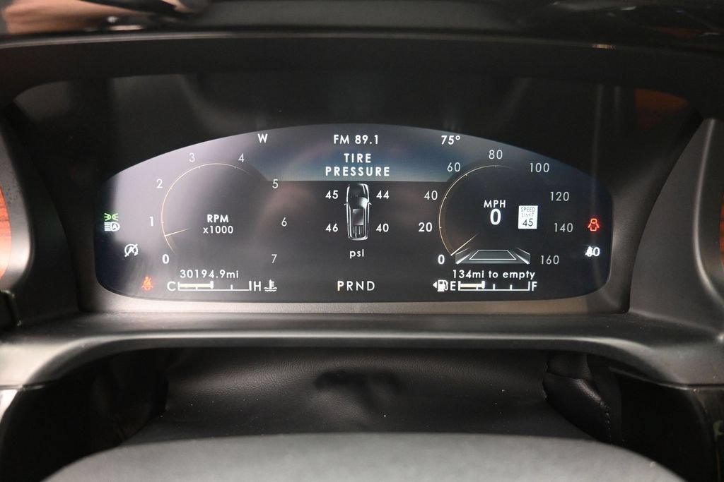Used 2024 Lincoln Aviator Reserve w/ Equipment Group 201A RWD image 3