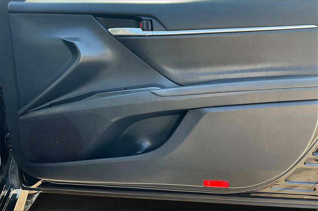 Used 2024 Toyota Camry LE image 23