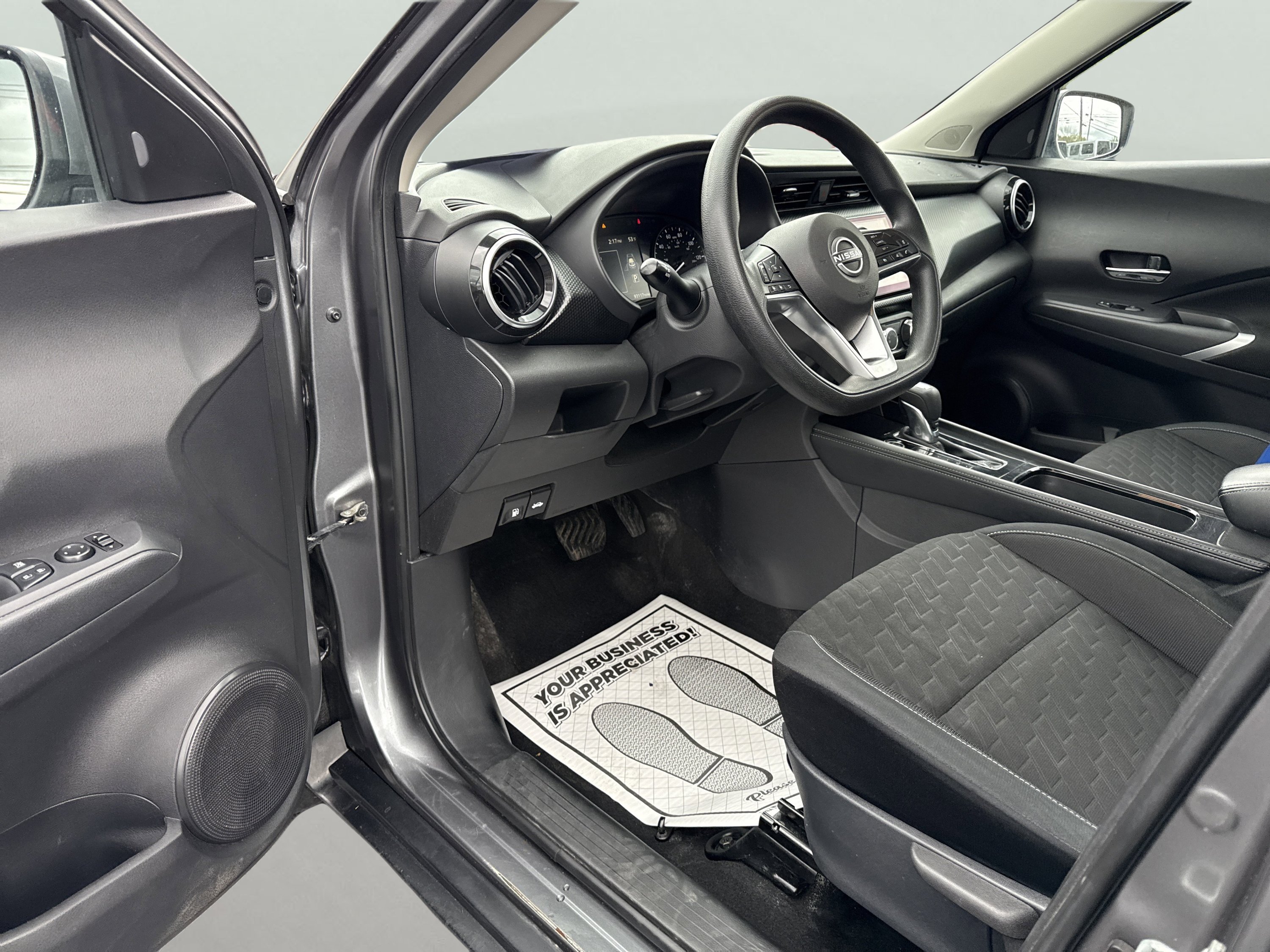 Used 2023 Nissan Kicks SV FWD image 19