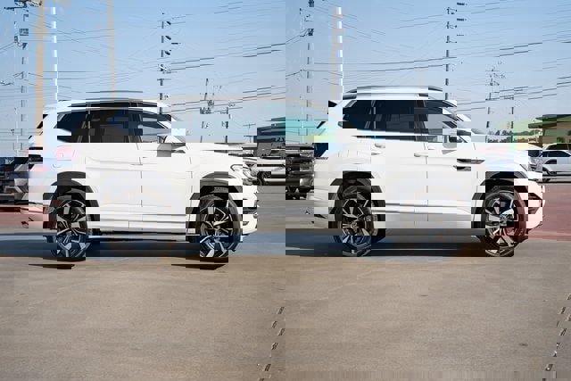 New 2026 Volkswagen Atlas SEL Premium R-Line image 7