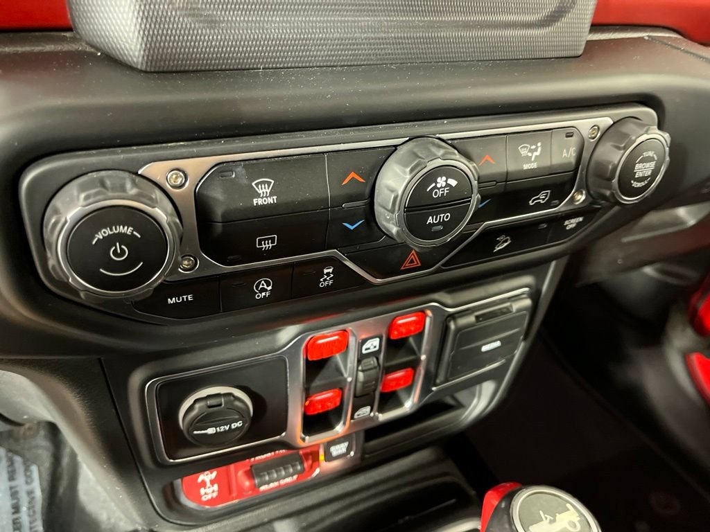 Used 2020 Jeep Wrangler Unlimited Rubicon AWD/4WD image 28