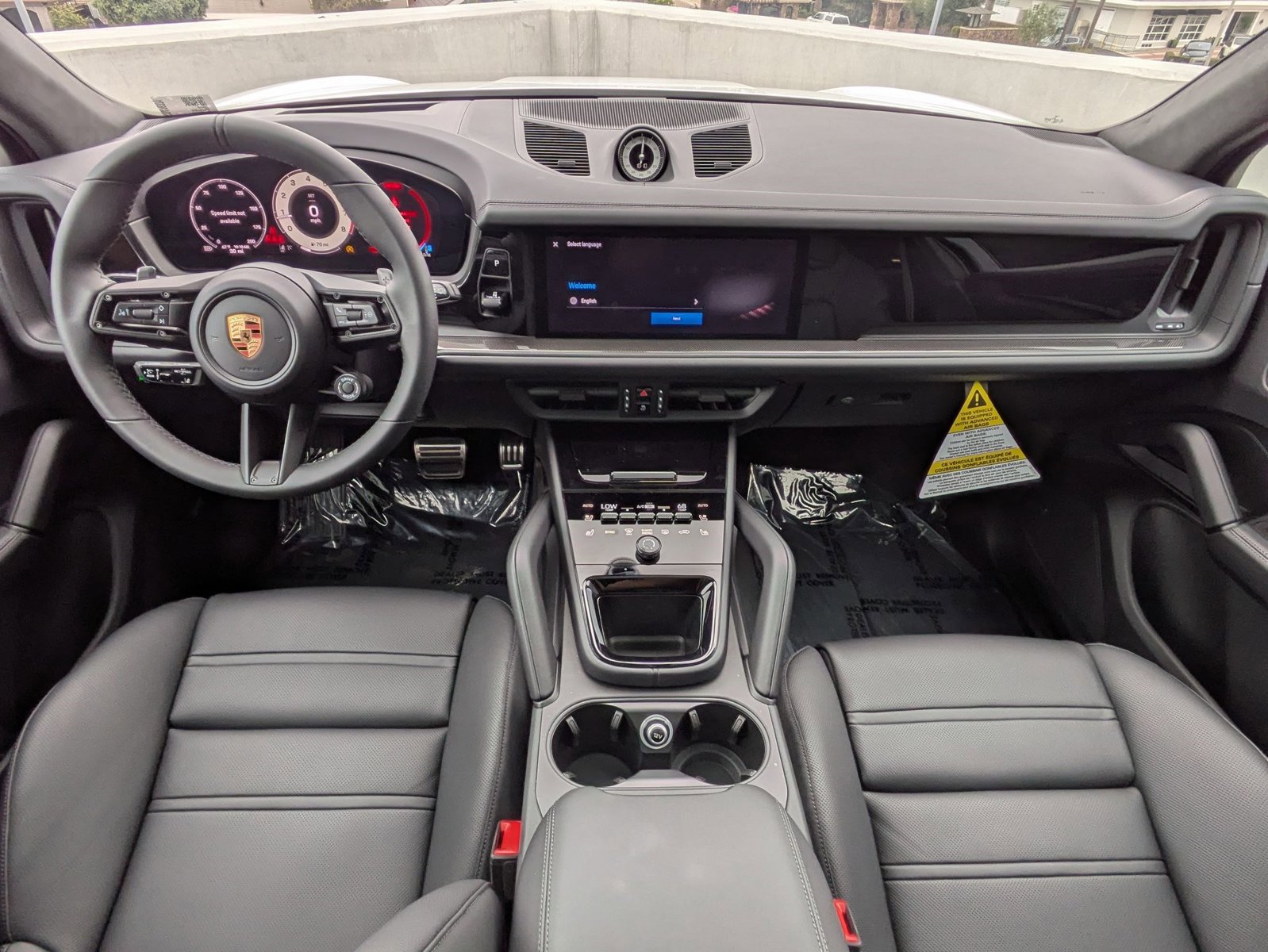 New 2025 Porsche Cayenne GTS image 22