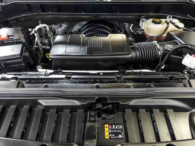 Certified 2023 Chevrolet Silverado 1500 High Country w/ High Country Premium Package AWD/4WD image 35