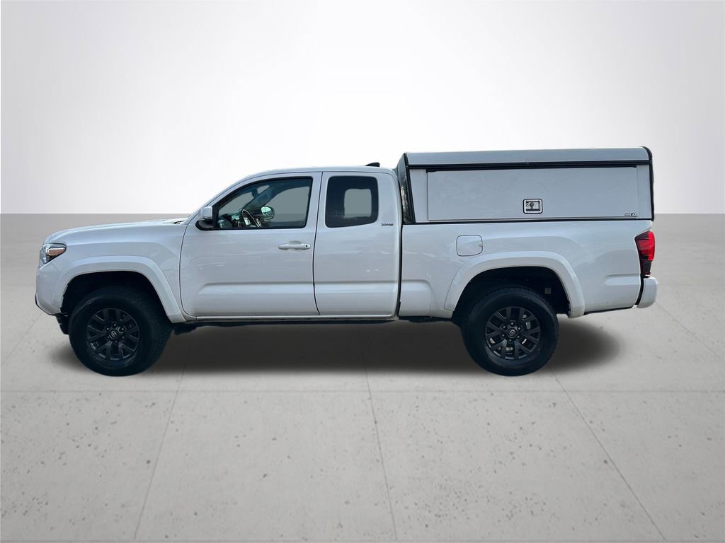 Used 2022 Toyota Tacoma SR5 image 10