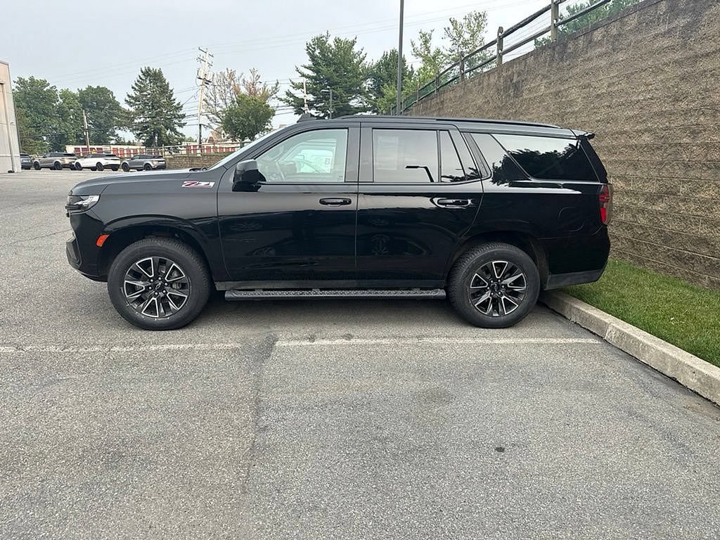 Used 2023 Chevrolet Tahoe Z71 w/ Max Trailering Package AWD/4WD image 3