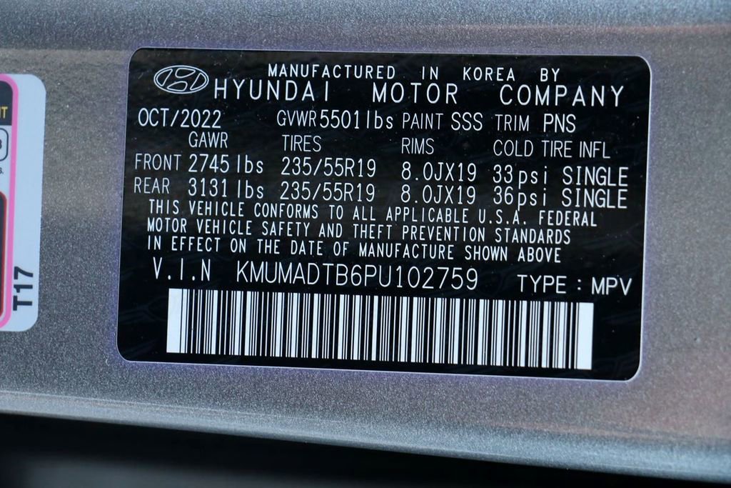 Used 2023 Genesis GV70 2.5T w/ Advanced Package image 38