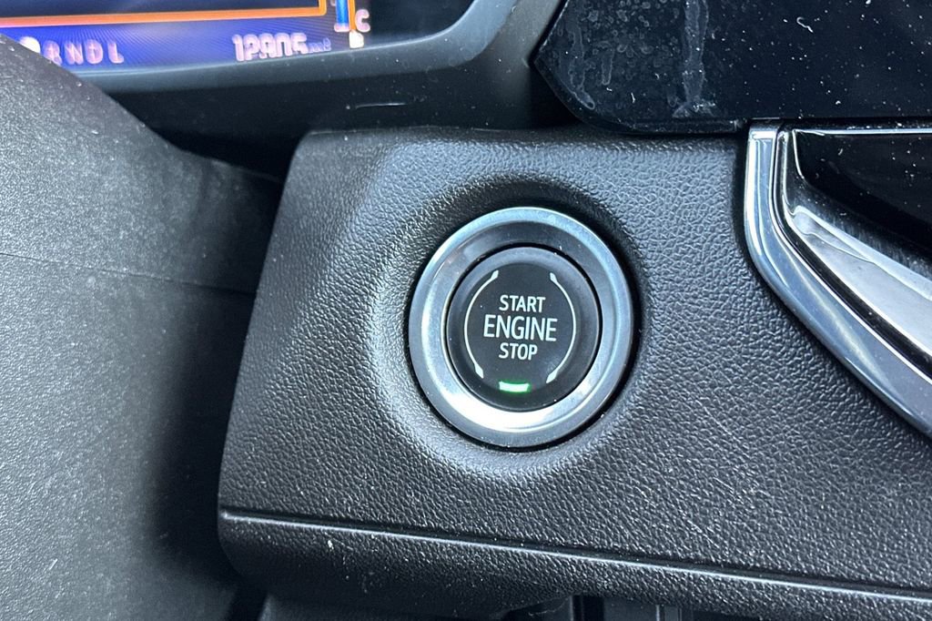 Used 2023 Chevrolet Colorado W/T RWD image 21