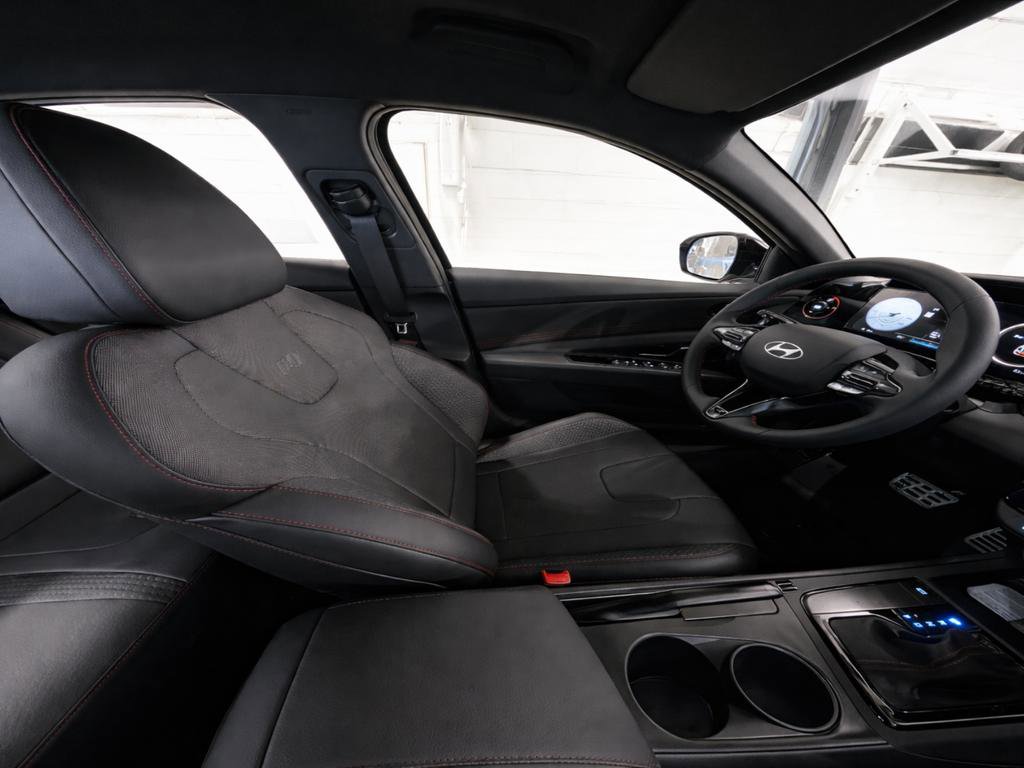Used 2023 Hyundai Elantra N Line FWD image 9