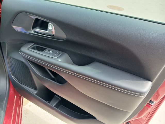 New 2026 Chrysler Pacifica Select AWD/4WD image 24