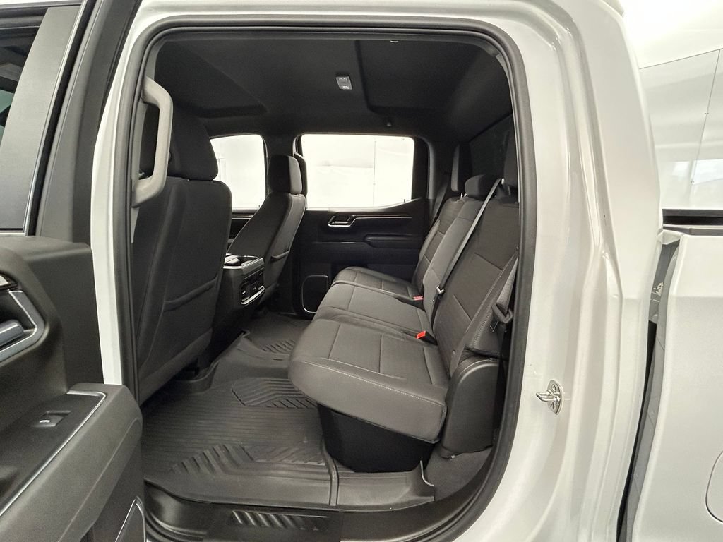 Used 2026 Chevrolet Silverado 1500 LT AWD/4WD image 19
