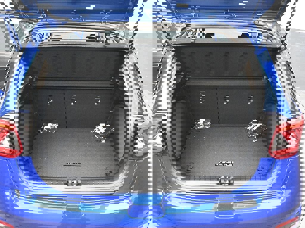 New 2025 Hyundai Venue SE image 24