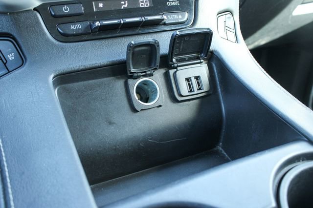 Used 2015 GMC Yukon XL SLT w/ Open Road Package image 19