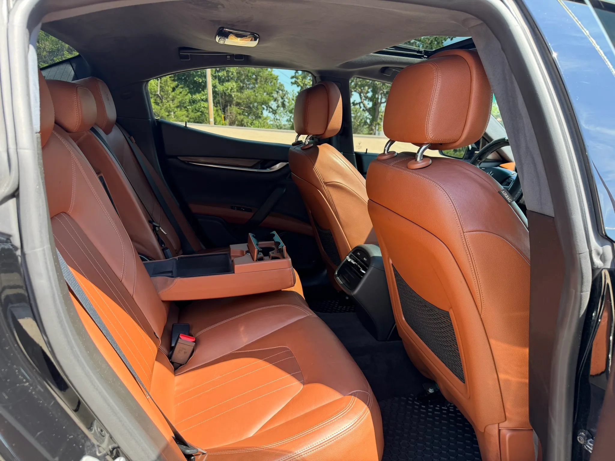 Used 2016 Maserati Ghibli S RWD image 42