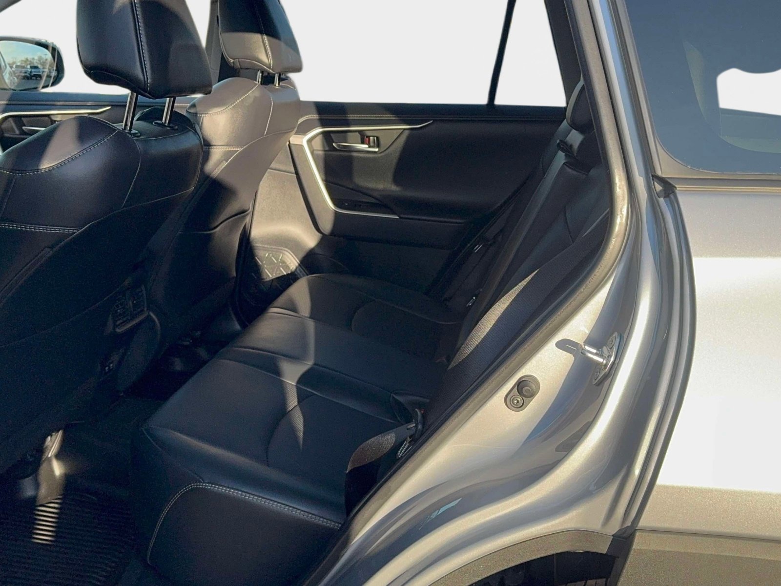 Certified 2021 Toyota RAV4 Limited w/ Limited Grade Weather Package AWD/4WD image 14