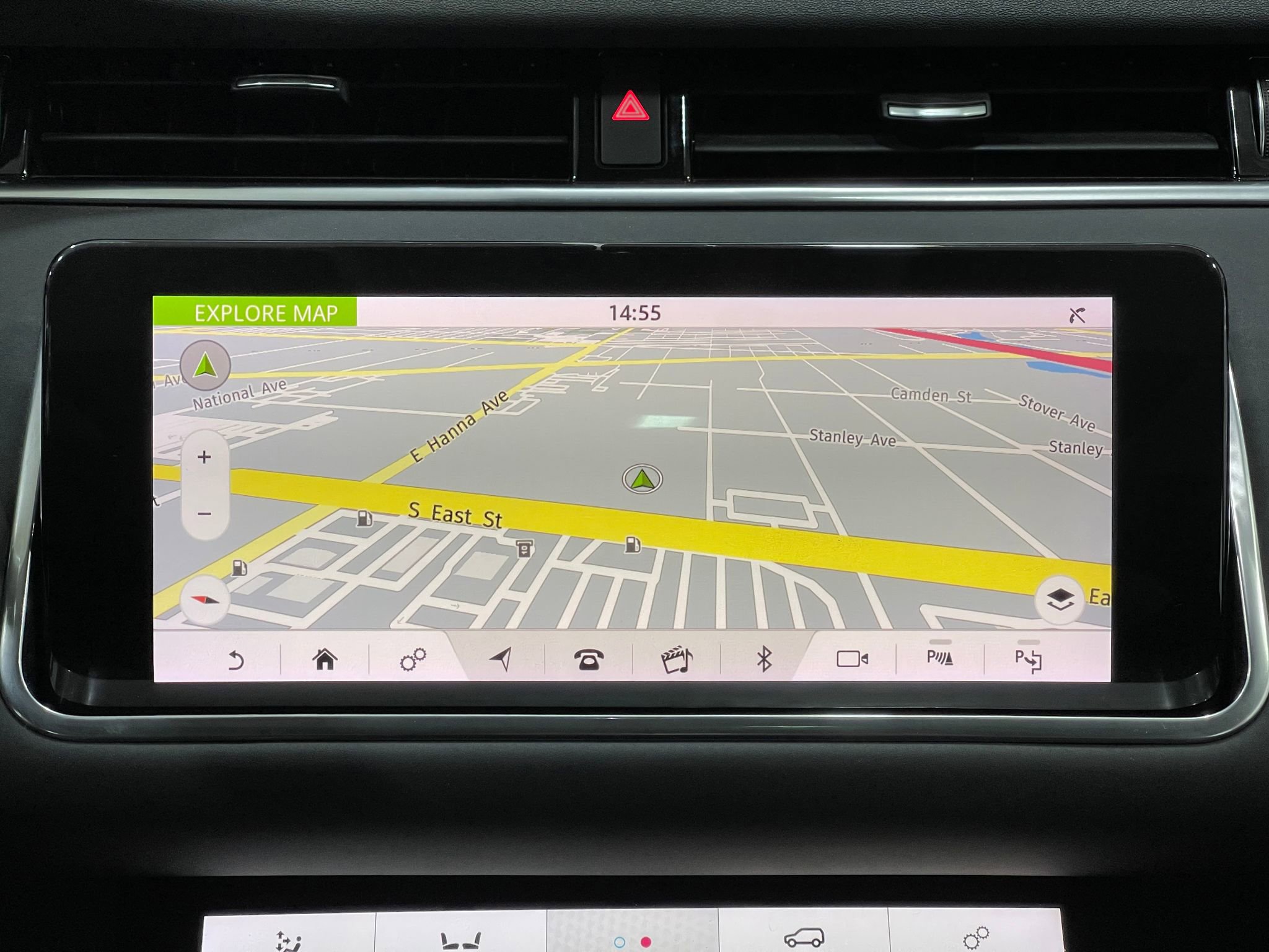 Used 2020 Land Rover Range Rover Evoque SE image 10