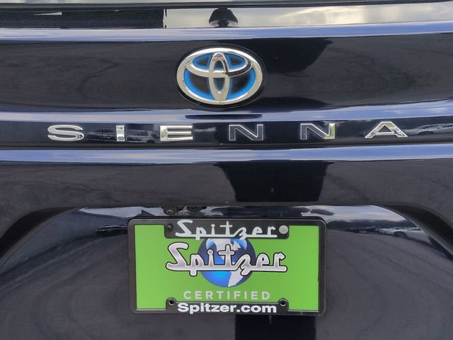 Used 2022 Toyota Sienna Platinum AWD/4WD image 42