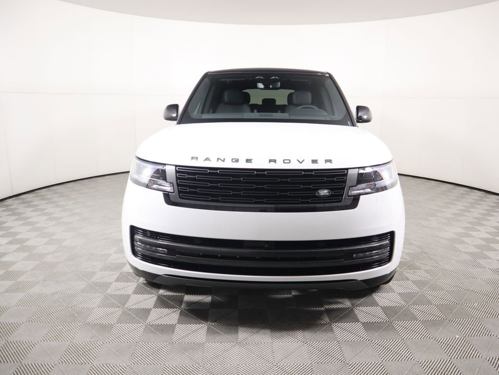 New 2026 Land Rover Range Rover SE image 2