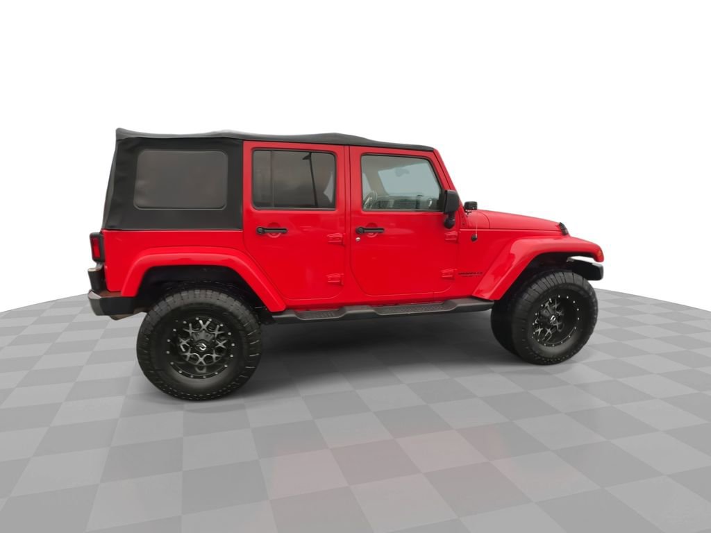 Used 2015 Jeep Wrangler Unlimited Sahara w/ Max Tow Package image 9